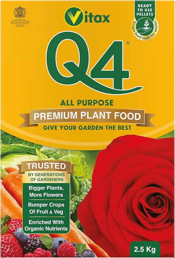 Vitax Q4 All Purpose Plant Food, Fertiliser Enriched With Organic Nutrients, More Flowers, Bigger Yields, Slow Release - 2.5 Kg